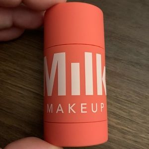 BRAND NEW MILK MAKEUP MASK